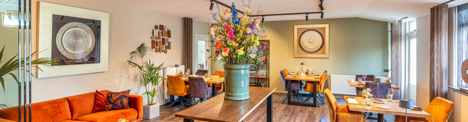 Private dining background